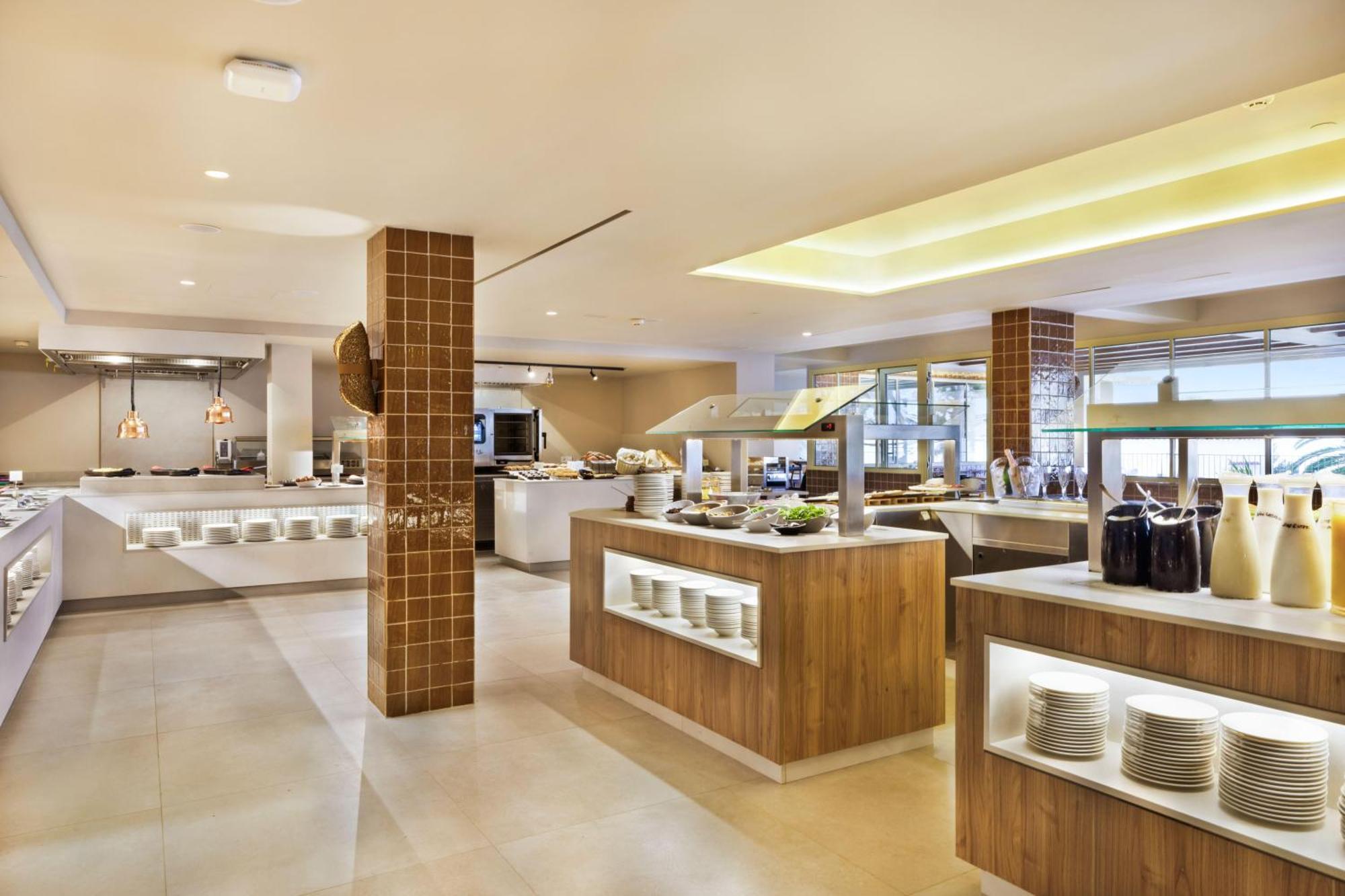 Hotel Inmood Aucanada 4 Sup 4*
